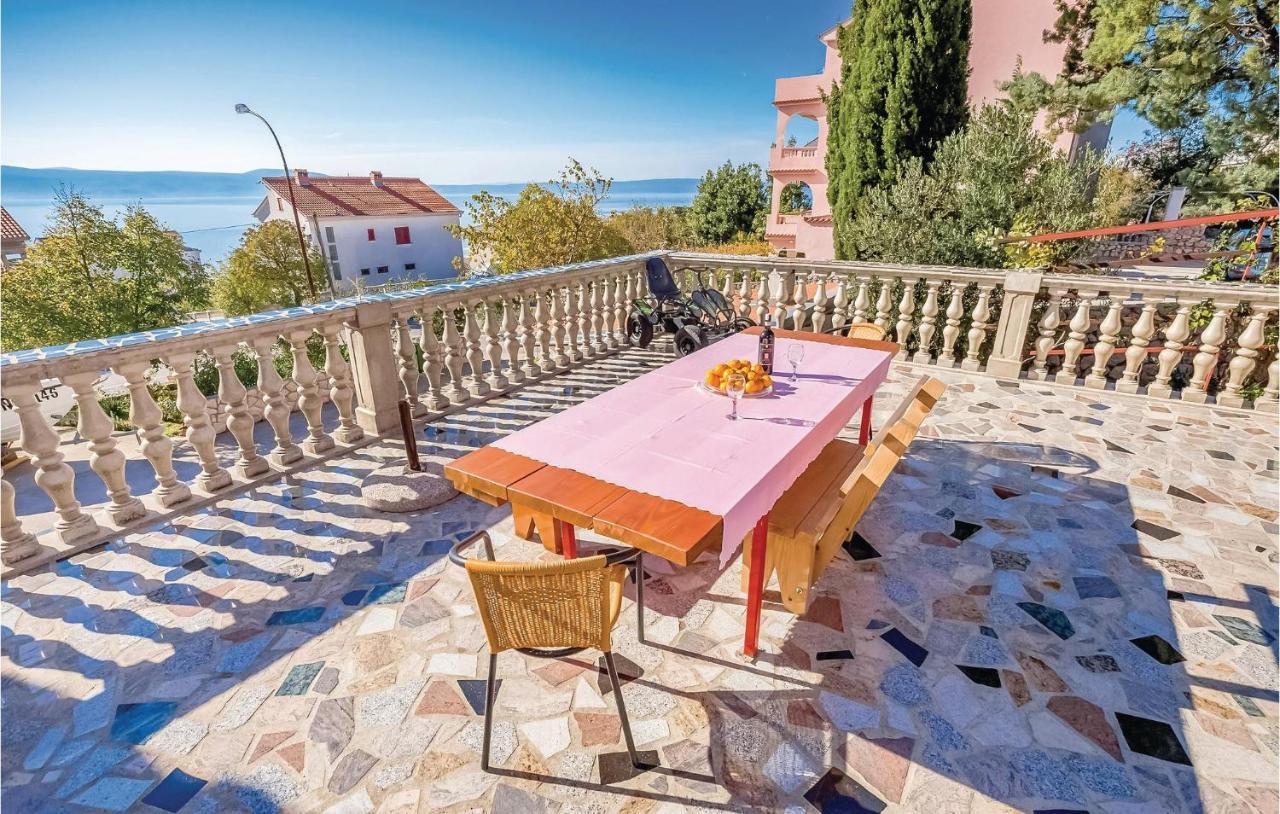Beautiful Apartment In Novi Vinodolski Dış mekan fotoğraf
