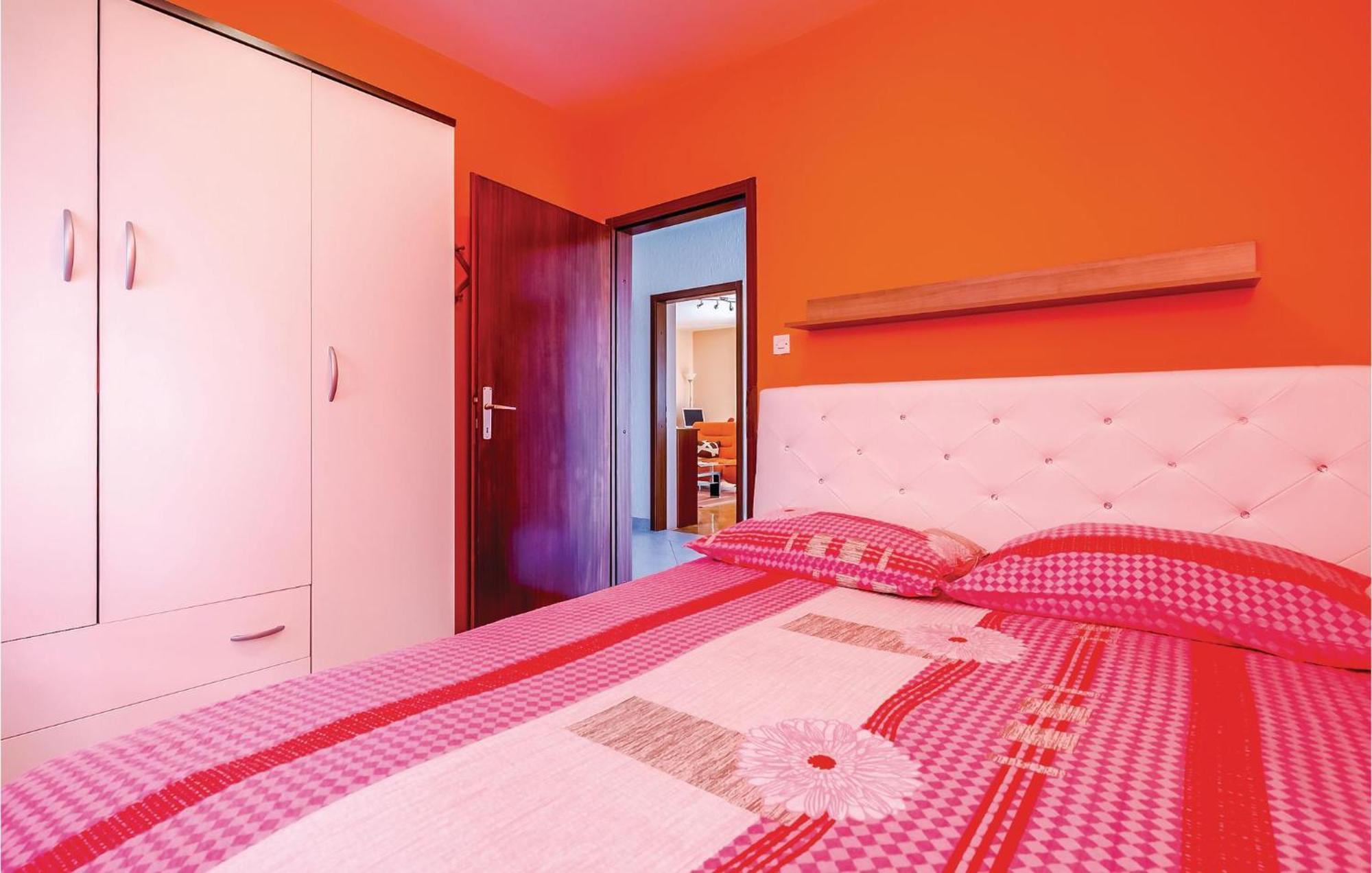 Beautiful Apartment In Novi Vinodolski Dış mekan fotoğraf